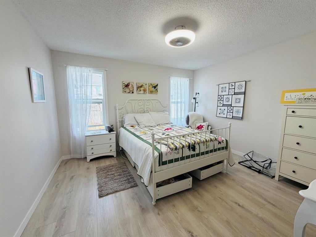 4741 49A Avenue, Lacombe, AB - Indoor Photo Showing Bedroom