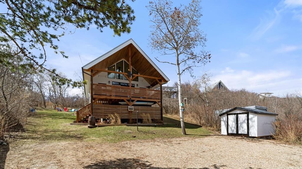 62 Sands Street, Rochon Sands, AB - Outdoor