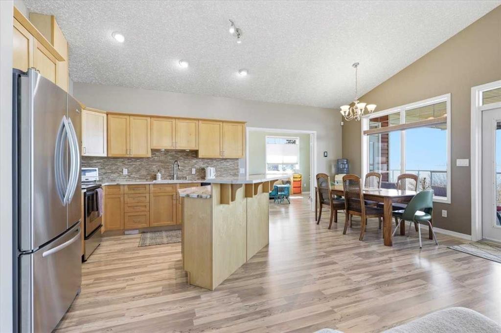 72 Beach Avenue, Itaska Beach, AB - Indoor