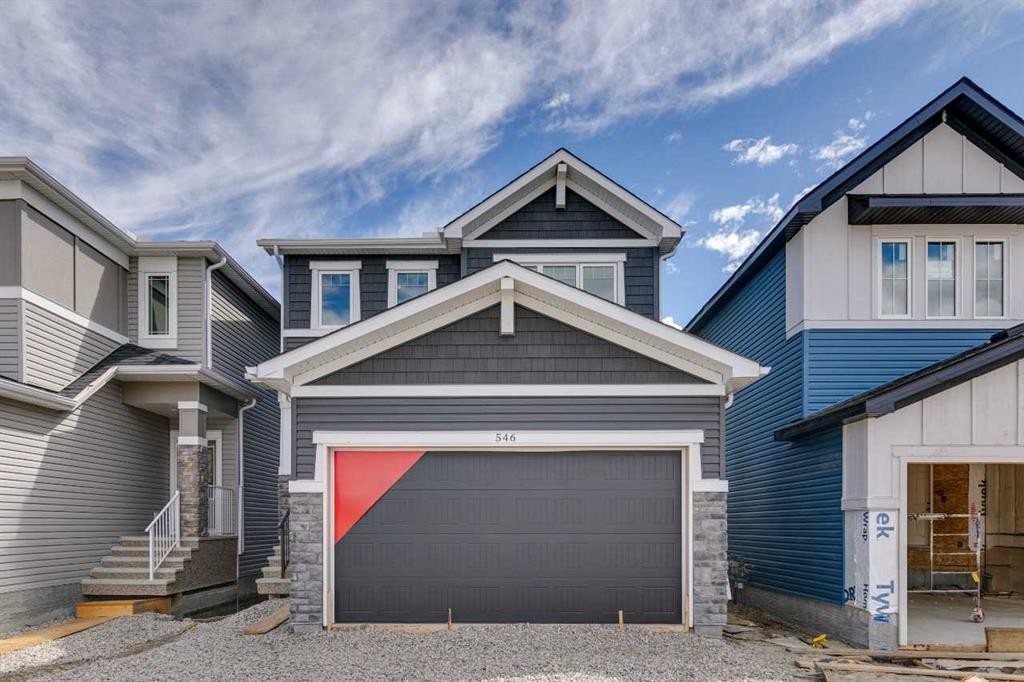 546 Hotchkiss Manor, Calgary, AB - Outdoor