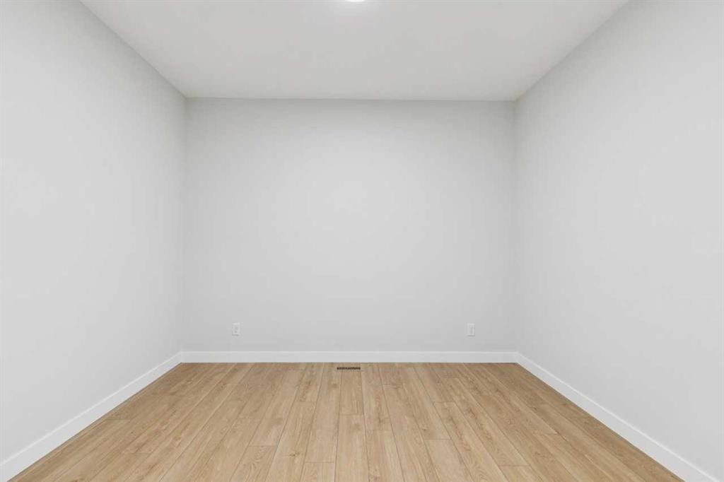 546 Hotchkiss Manor, Calgary, AB - Indoor Photo Showing Other Room