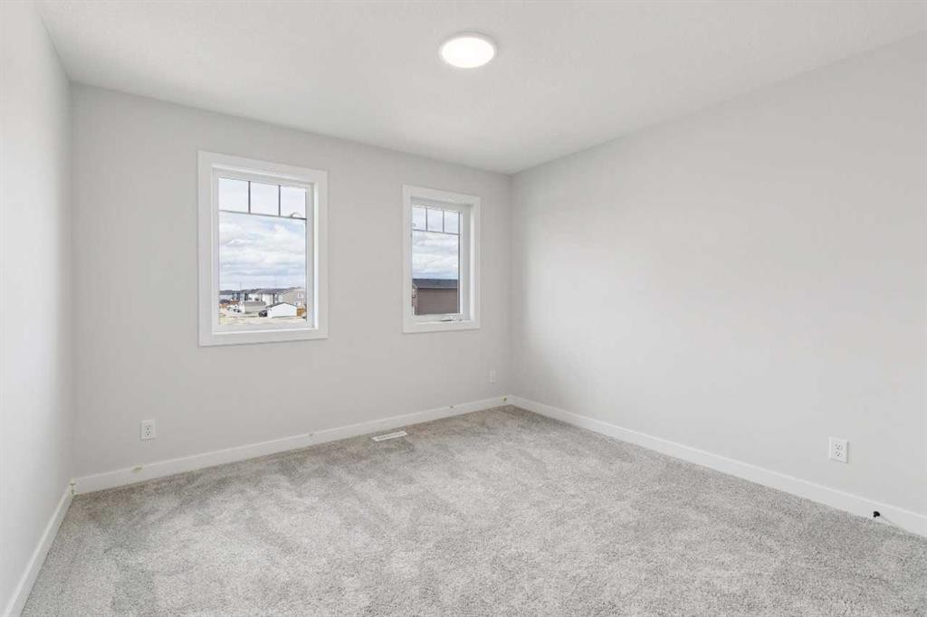 546 Hotchkiss Manor, Calgary, AB - Indoor Photo Showing Other Room