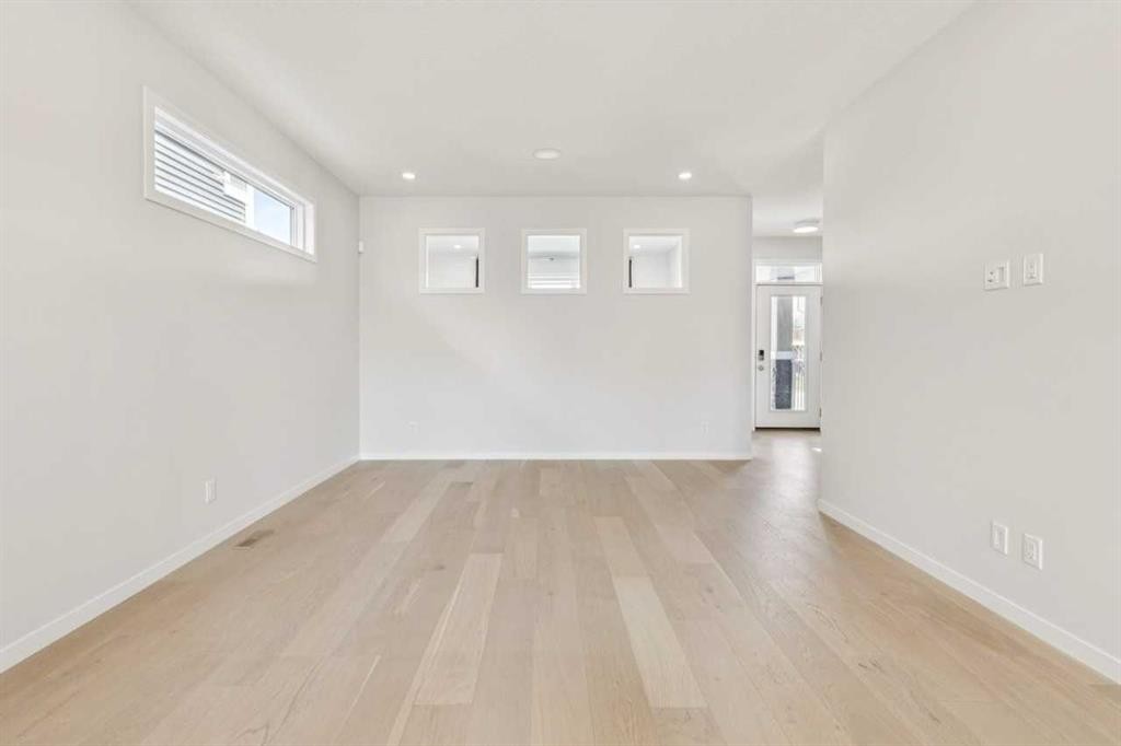 259 Chelsea Road, Chestermere, AB - Indoor Photo Showing Other Room