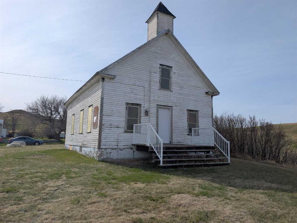 404 Hillside Avenue, Carbon, AB