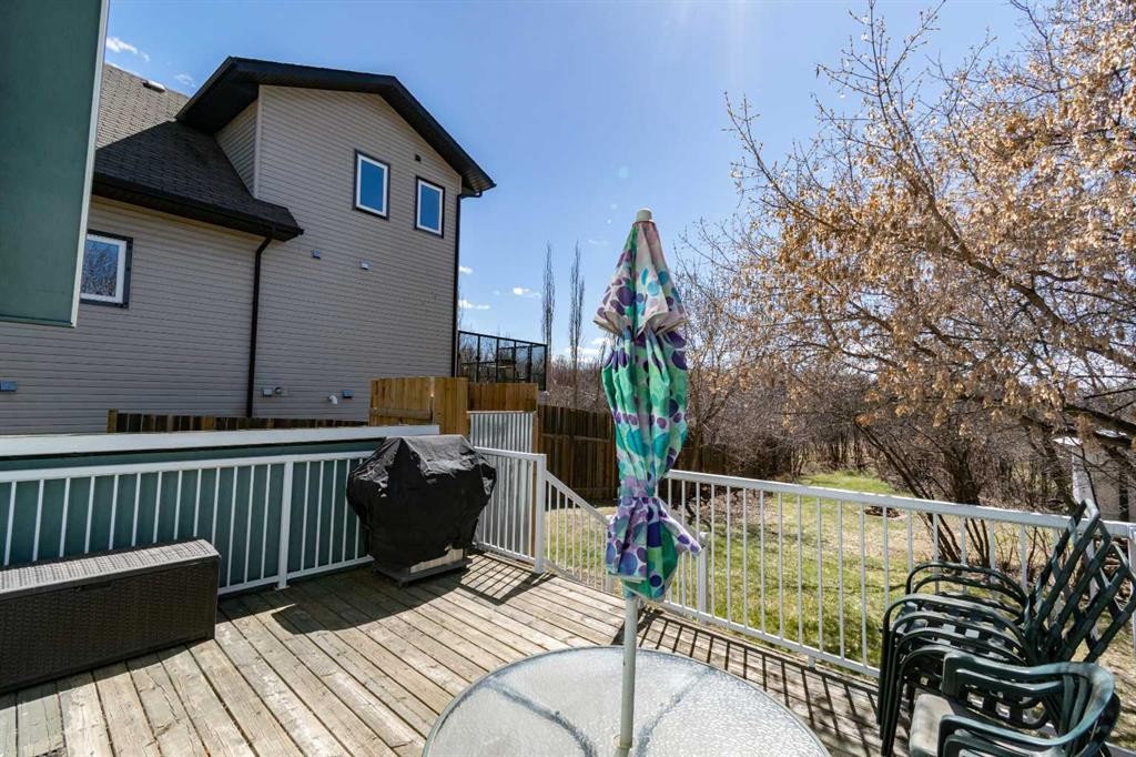 19 4 Street, White Sands, AB - Outdoor With Deck Patio Veranda With Exterior