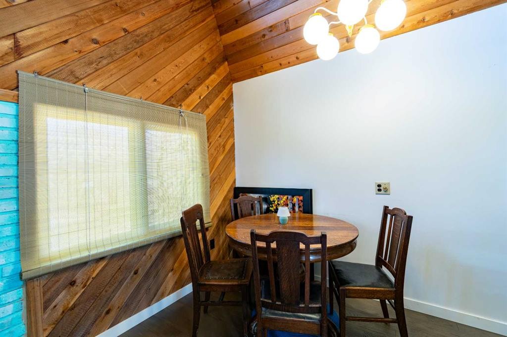 19 4 Street, White Sands, AB