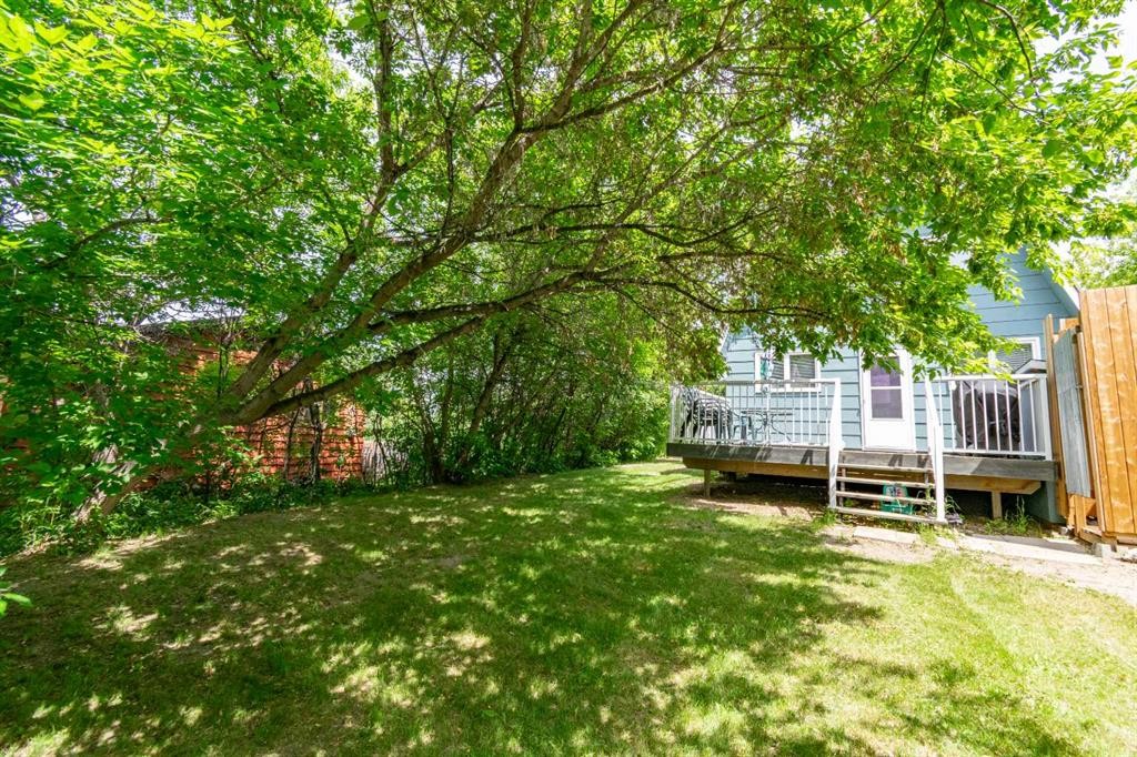 19 4 Street, White Sands, AB