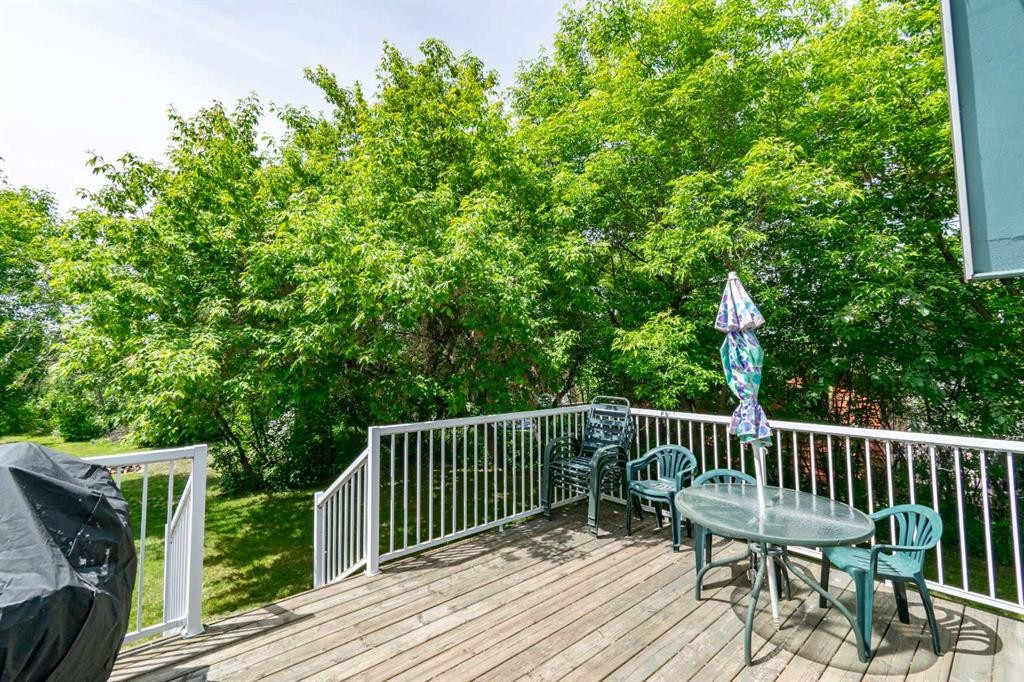 19 4 Street, White Sands, AB