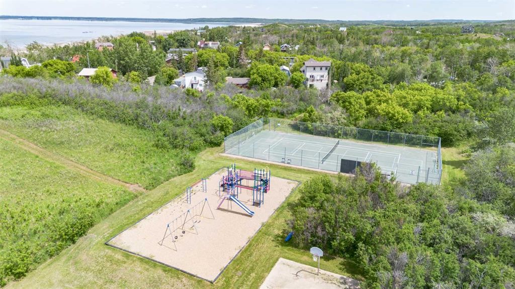 19 4 Street, White Sands, AB