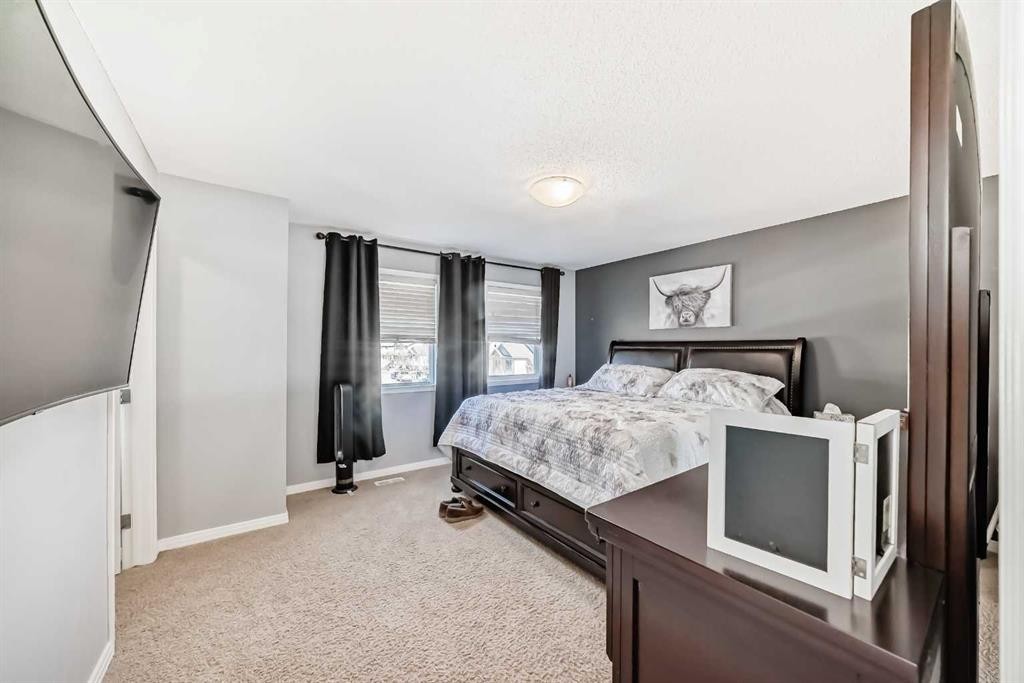 227 Avena Circle, Leduc, AB - Indoor Photo Showing Bedroom