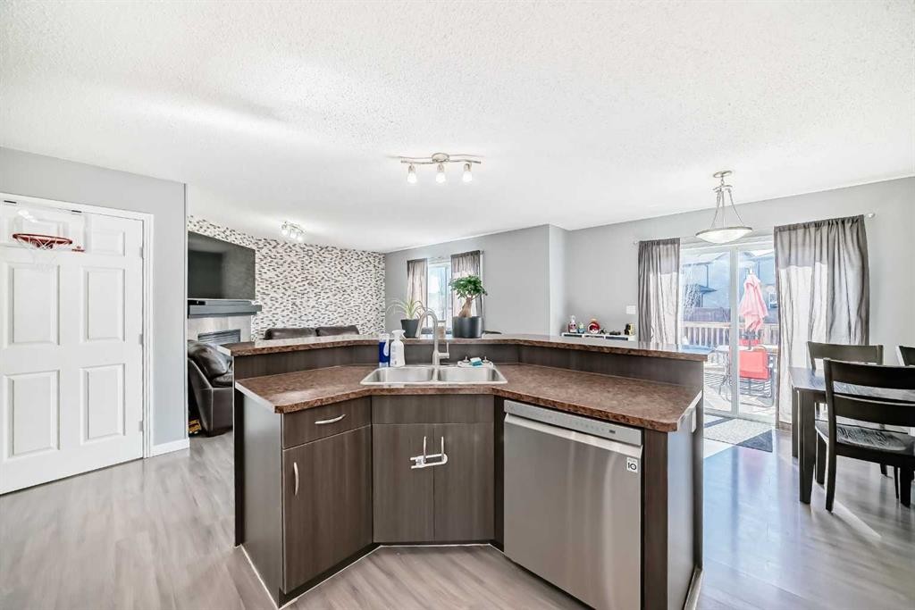 227 Avena Circle, Leduc, AB - Indoor Photo Showing Kitchen With Double Sink