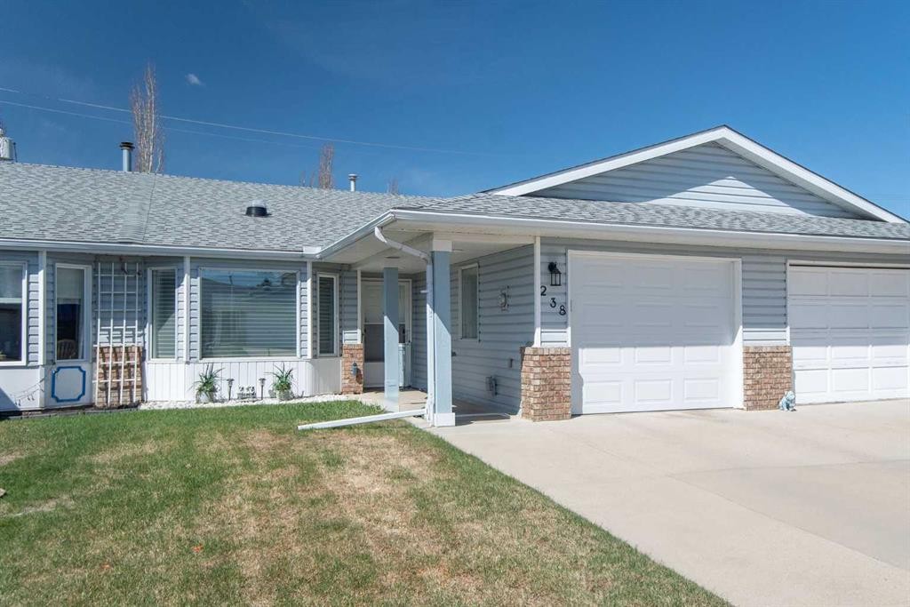 238 Ebert Close, Red Deer, AB - Outdoor With Facade