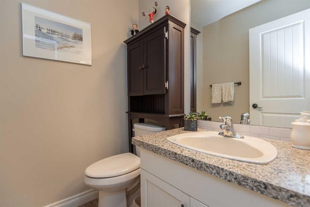 238 Ebert Close, Red Deer, AB - Indoor Photo Showing Bathroom