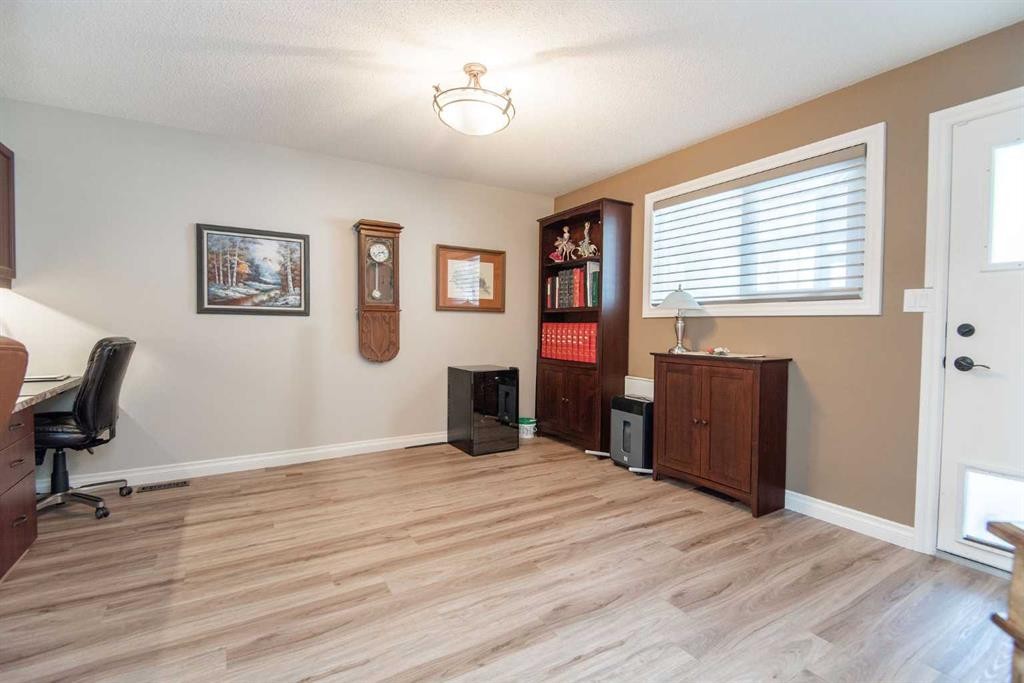 238 Ebert Close, Red Deer, AB - Indoor