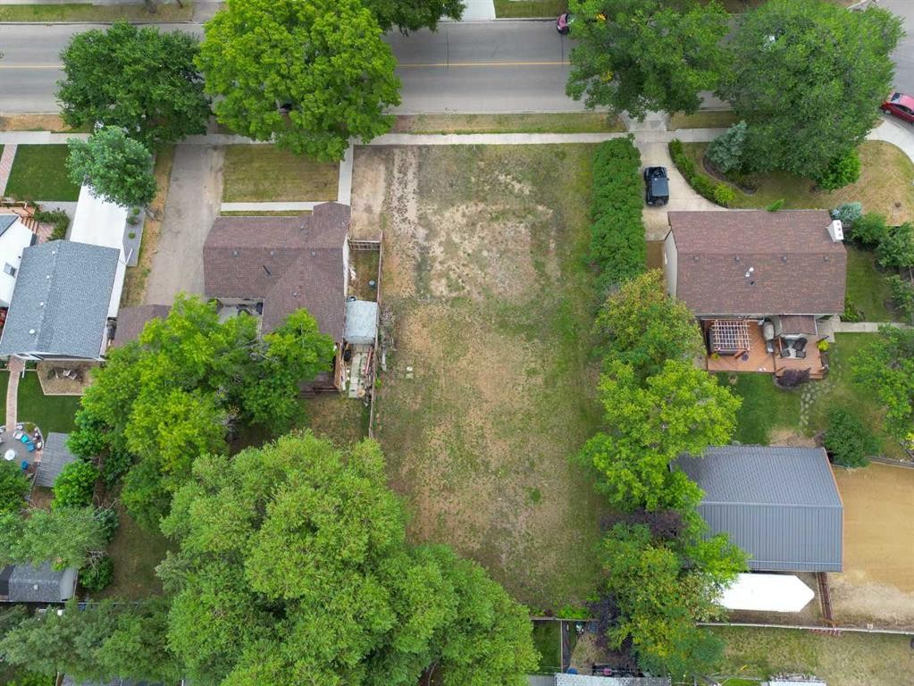 3512 43 Avenue, Red Deer, AB