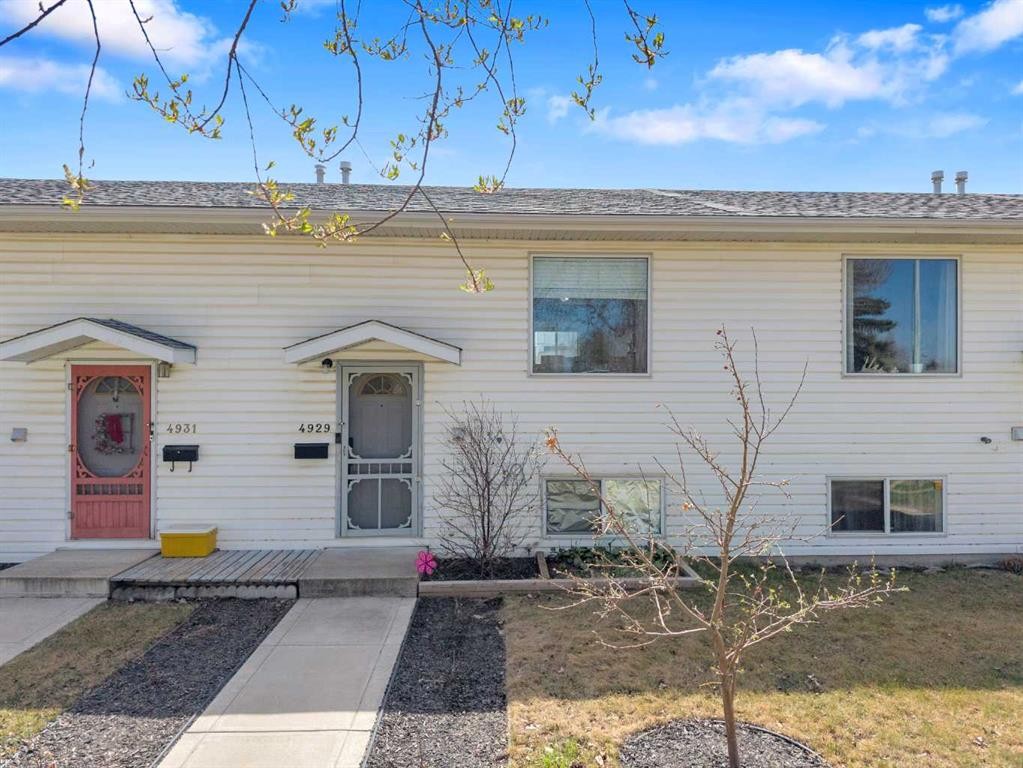 4929 Womacks Road, Blackfalds, AB - Outdoor