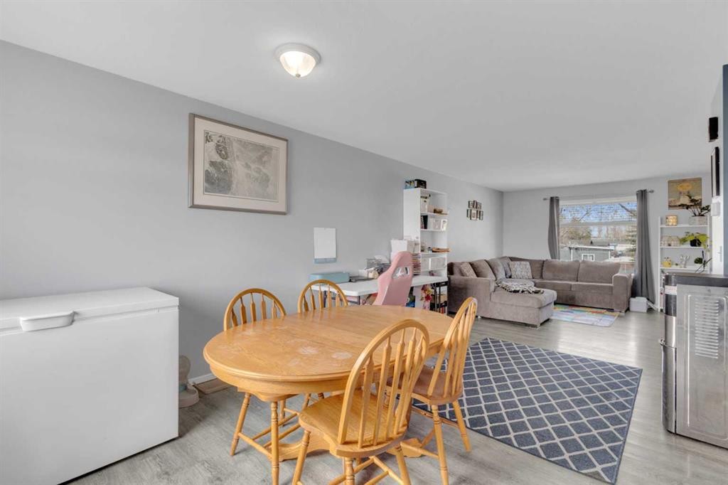 4929 Womacks Road, Blackfalds, AB - Indoor Photo Showing Other Room