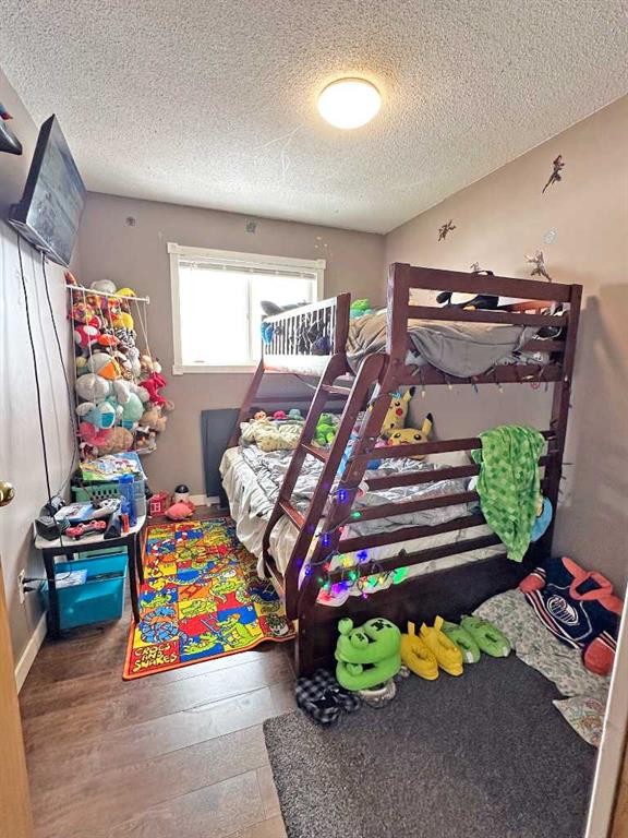 4804 Landsdown Avenue, Blackfalds, AB - Indoor