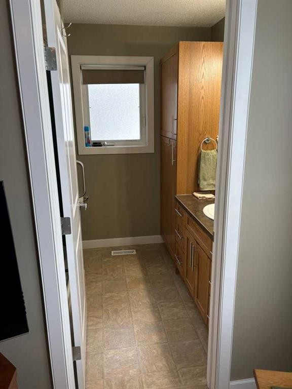 2987 Calling Lake Drive, Calling Lake, AB - Indoor