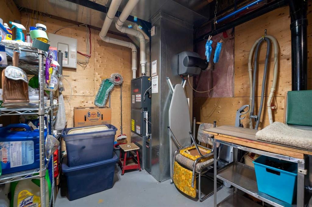 2987 Calling Lake Drive, Calling Lake, AB - Indoor Photo Showing Basement