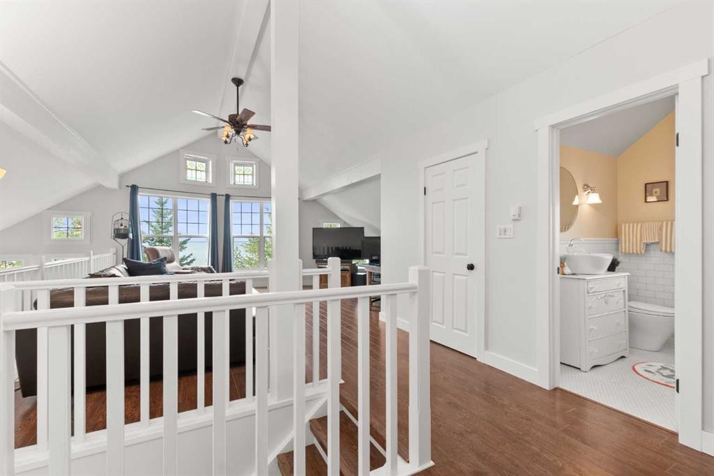 36 Lakeview Avenue, White Sands, AB - Indoor