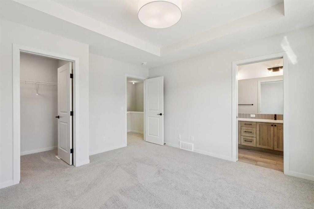 49 Bluerock Hill Sw, Calgary, AB - Indoor