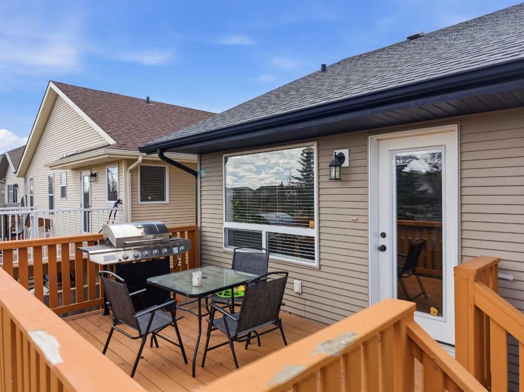 135 Issard Close, Red Deer, AB - Outdoor With Deck Patio Veranda With Exterior