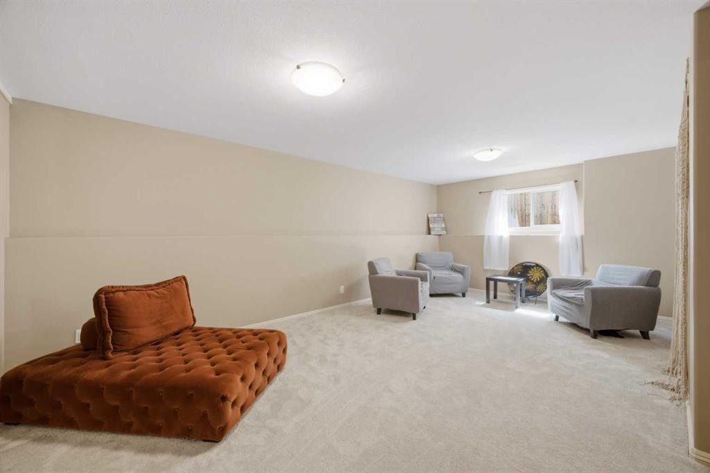 135 Issard Close, Red Deer, AB - Indoor