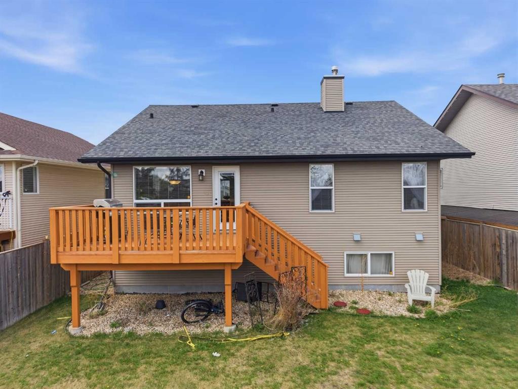 135 Issard Close, Red Deer, AB - Outdoor With Deck Patio Veranda With Exterior