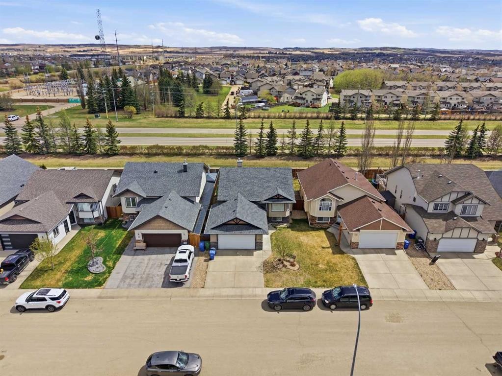 135 Issard Close, Red Deer, AB - Outdoor With View