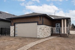 37 Terra Close Red Deer, AB T4P 0T7