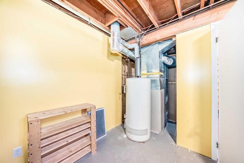 302064 Range Road, Linden, AB - Indoor Photo Showing Basement