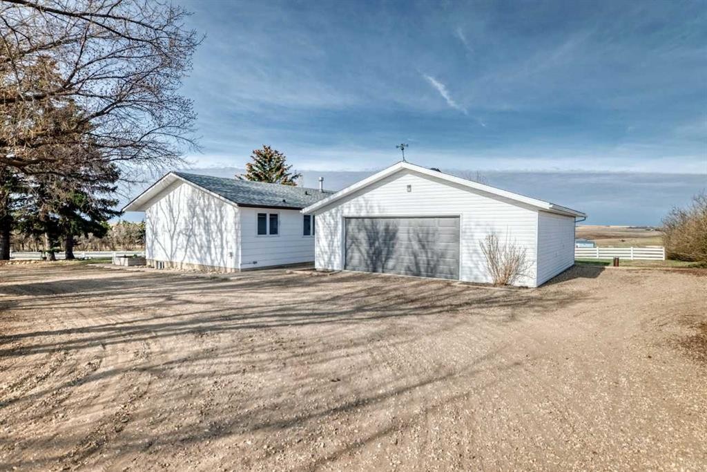 302064 Range Road, Linden, AB - Outdoor