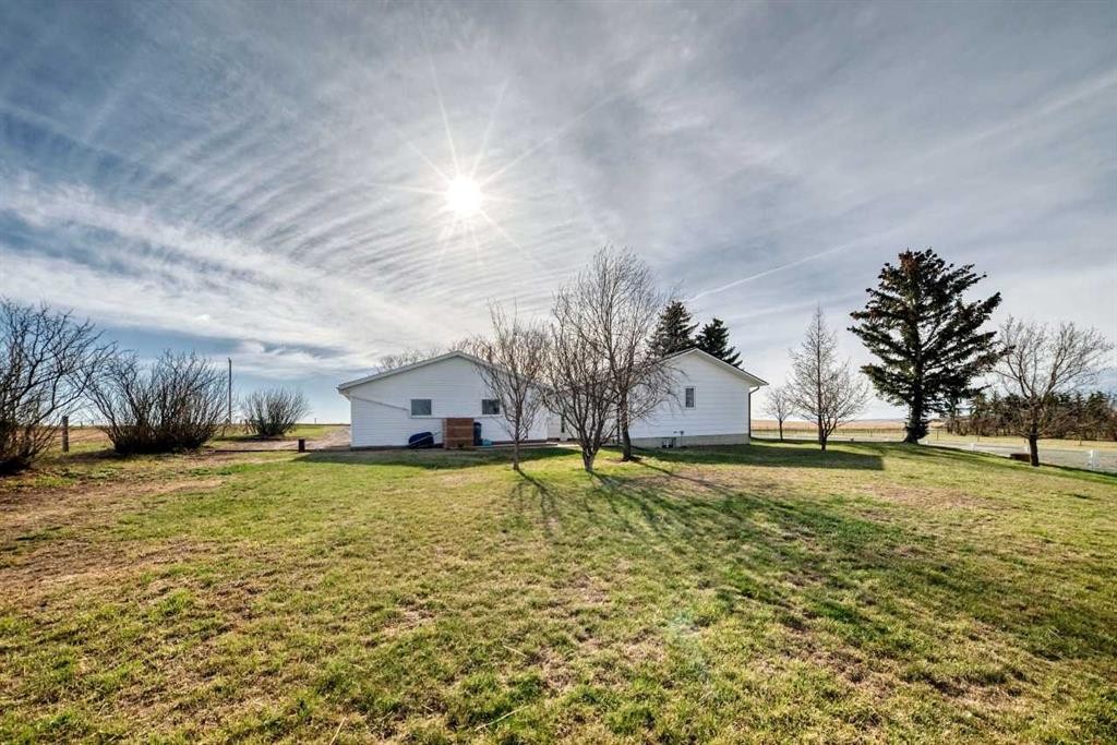 302064 Range Road, Linden, AB - Outdoor