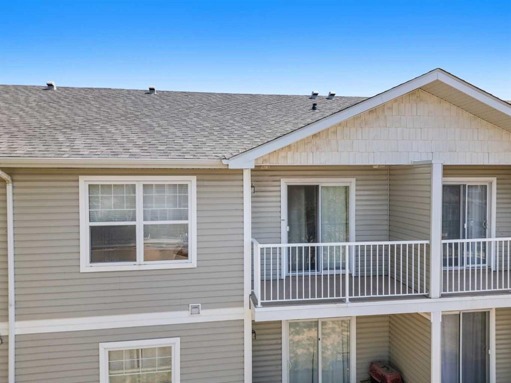 40-20 Jacobs Close, Red Deer, AB - Outdoor With Balcony With Exterior