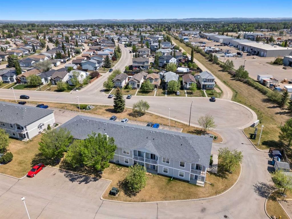 40-20 Jacobs Close, Red Deer, AB - Outdoor With View