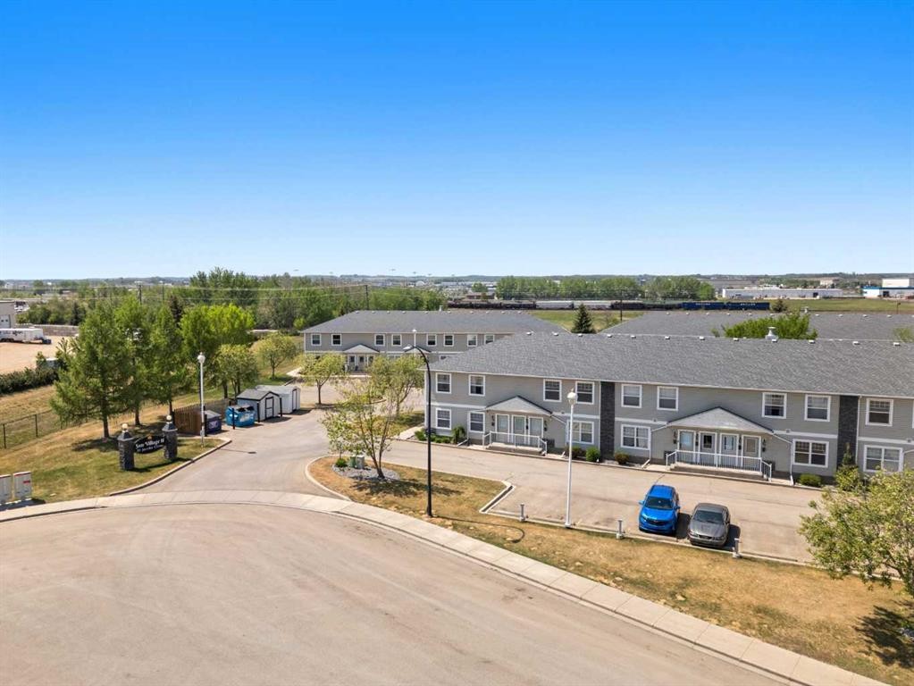 40-20 Jacobs Close, Red Deer, AB - Outdoor