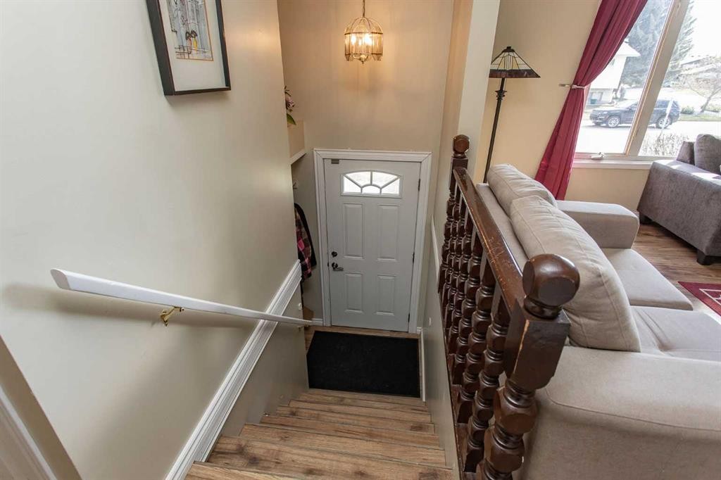 62 Nance Avenue, Red Deer, AB - Indoor Photo Showing Other Room