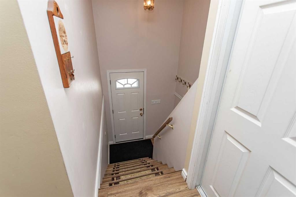 62 Nance Avenue, Red Deer, AB - Indoor Photo Showing Other Room