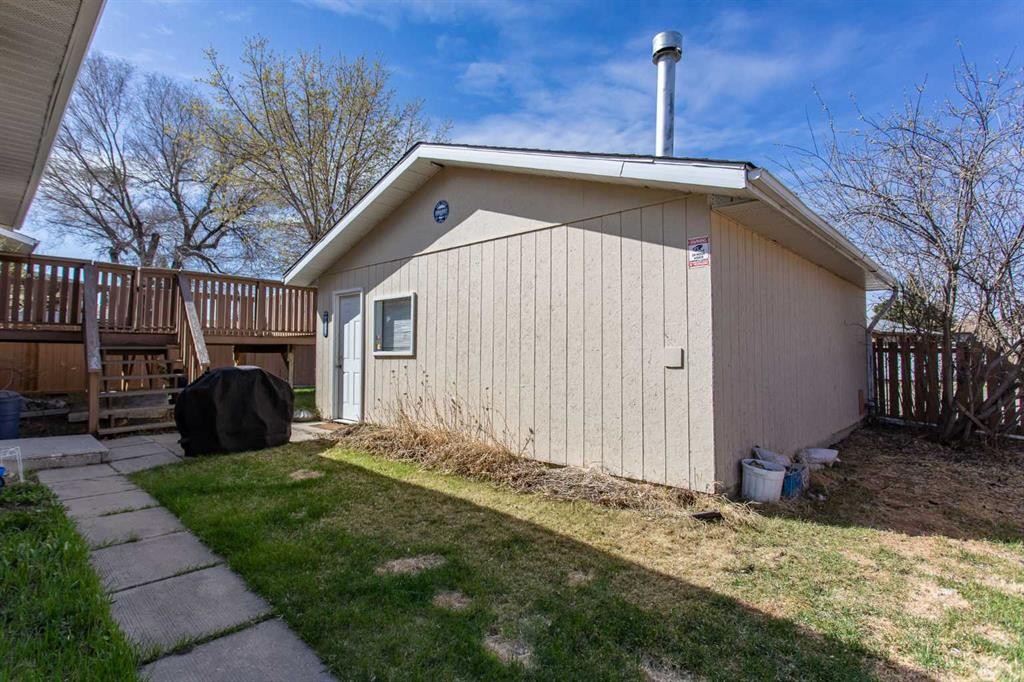 62 Nance Avenue, Red Deer, AB - Outdoor With Exterior