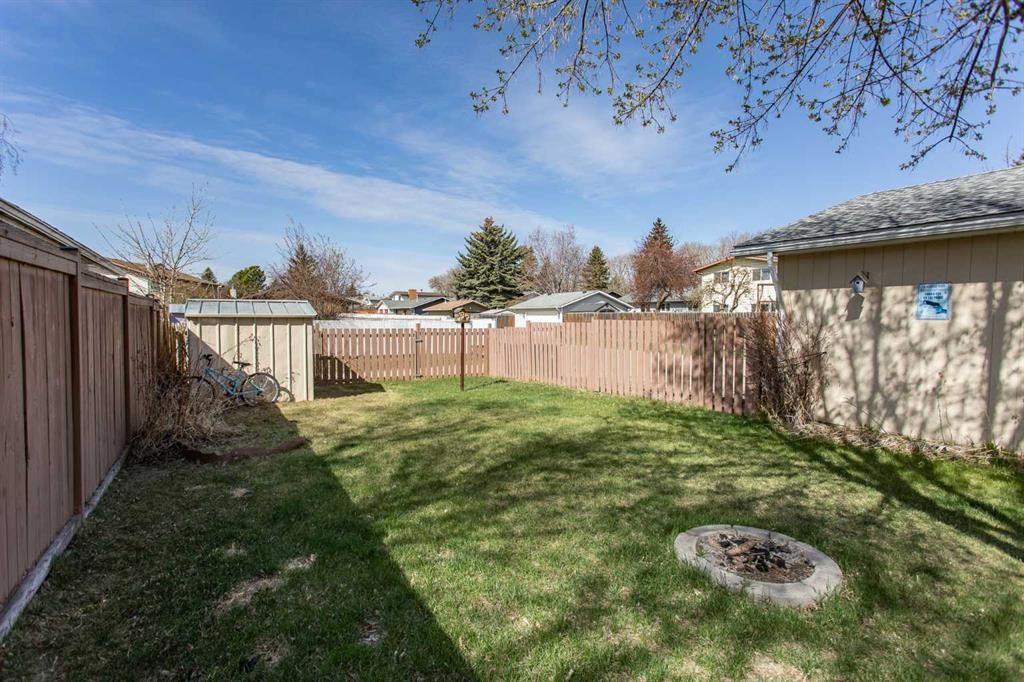62 Nance Avenue, Red Deer, AB - Outdoor