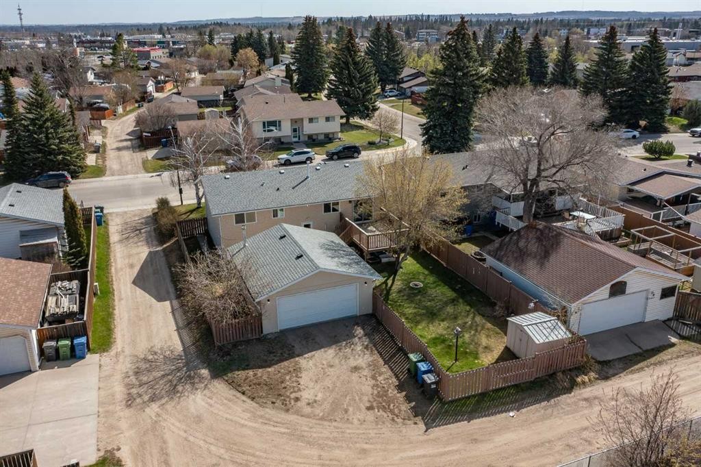 62 Nance Avenue, Red Deer, AB - Outdoor
