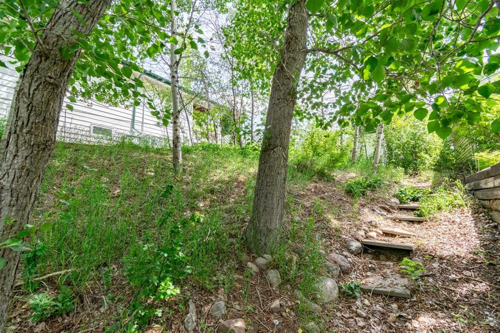 44 Lakeview Avenue, White Sands, AB