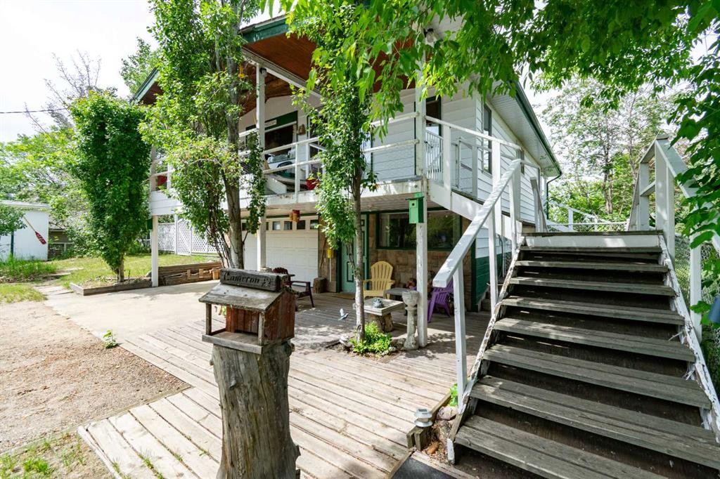 44 Lakeview Avenue, White Sands, AB