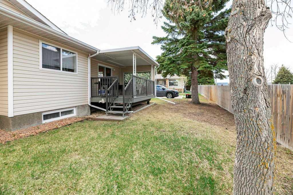 61-2816 Botterill Crescent, Red Deer, AB - Outdoor With Deck Patio Veranda