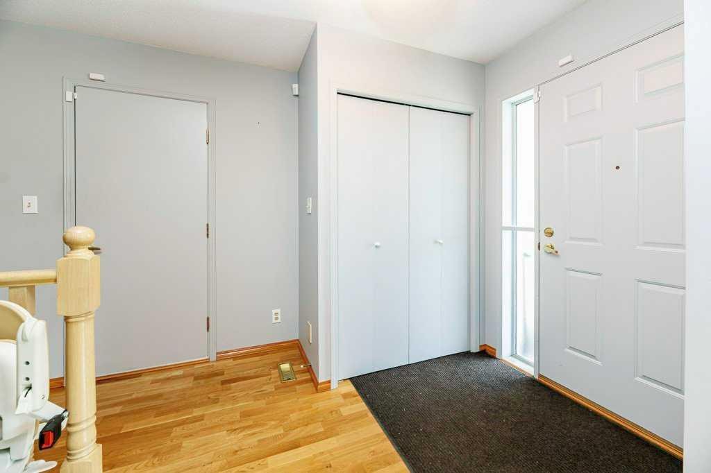 61-2816 Botterill Crescent, Red Deer, AB - Indoor Photo Showing Other Room