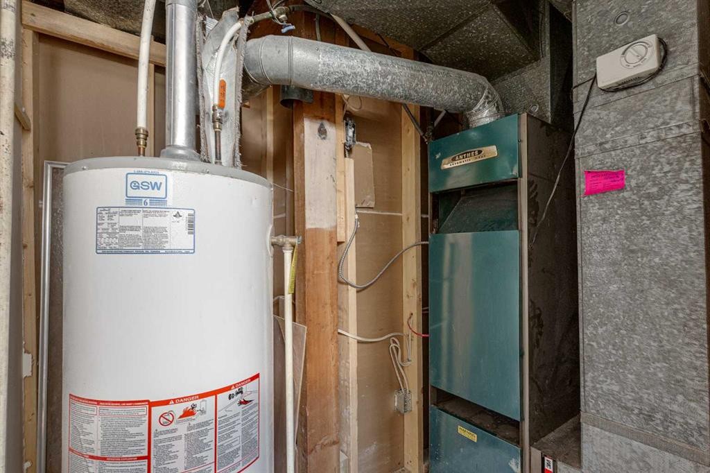 4212 C + E Trail, Lacombe, AB - Indoor Photo Showing Basement