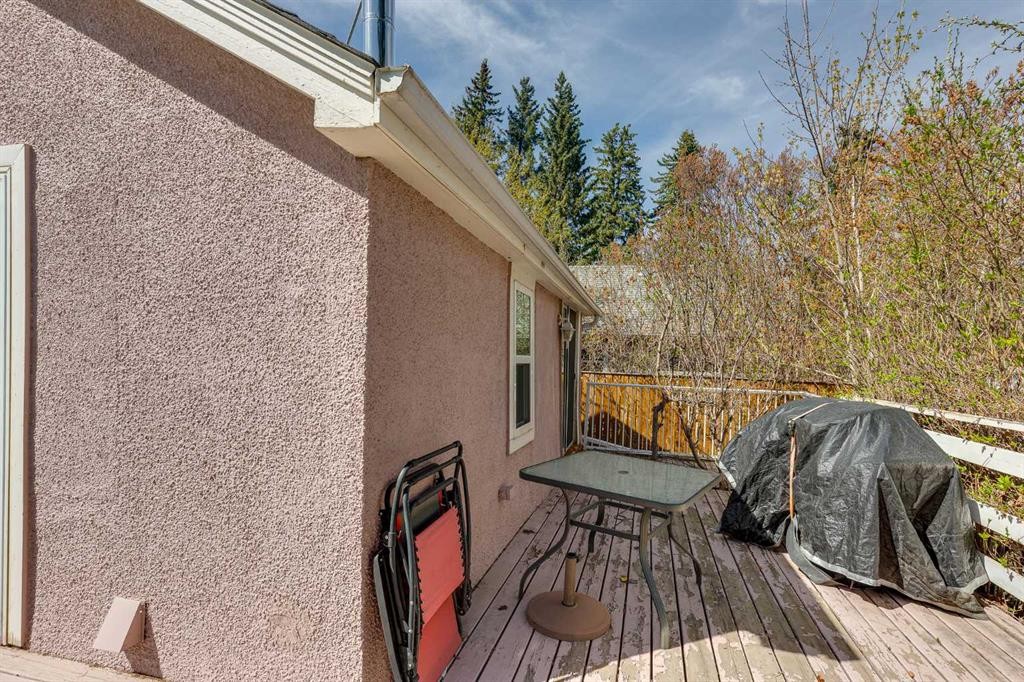 4212 C + E Trail, Lacombe, AB - Outdoor With Deck Patio Veranda