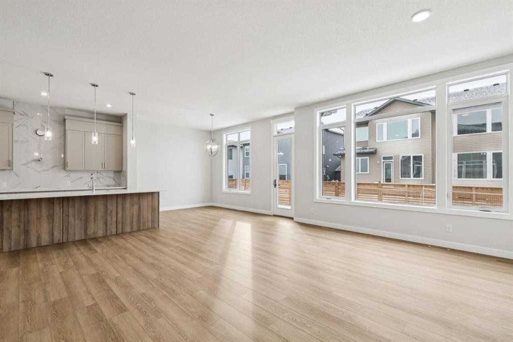 261 Dawson Wharf Crescent, Chestermere, AB - Indoor Photo Showing Other Room