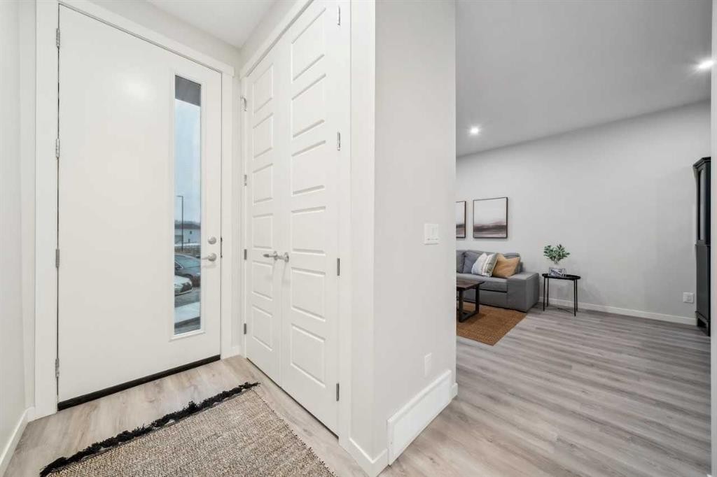 229 Vantage Drive, Cochrane, AB - Indoor Photo Showing Other Room